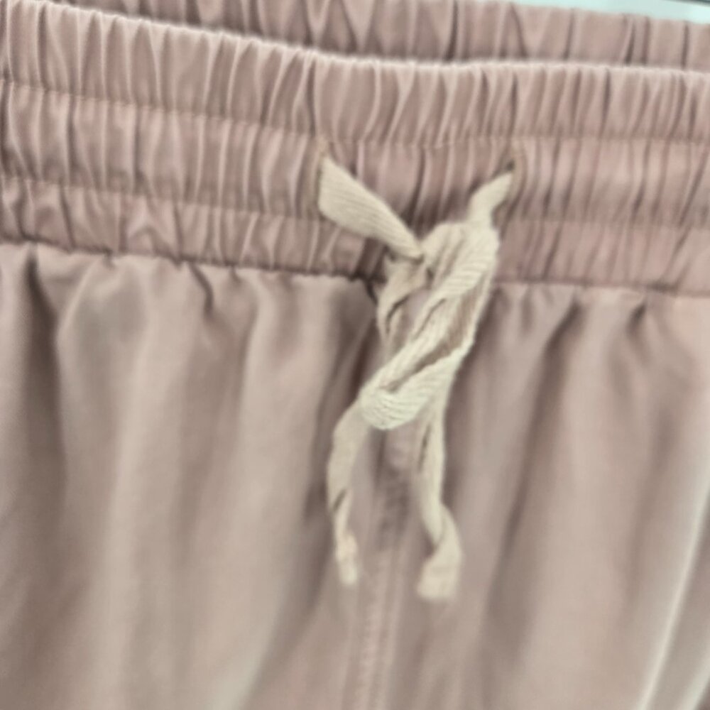 Universal Threads Pink Lyocell Pull On Drawstring Shorts Size Small - Picture 13 of 13